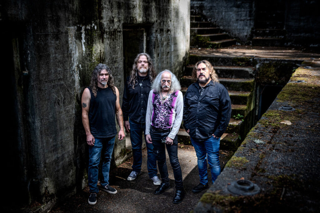 Fuzzly abre show de despedida do Pentagram em São Paulo